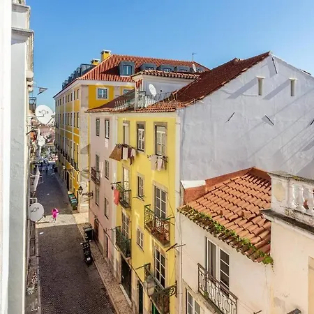 Apartment Guestready - Modern Near Alcantara Scenic View