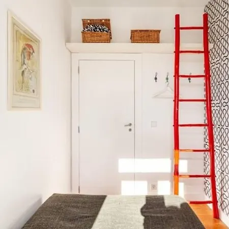 Guestready - Modern Near Alcantara Scenic View * ליסבון